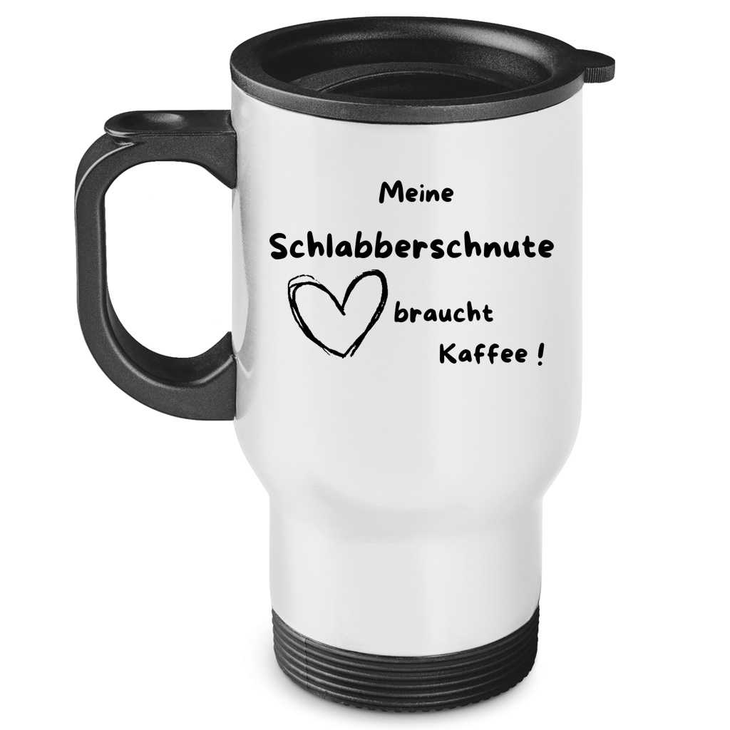 Weißer Edelstahl Thermobecher mit Spruch „Meine Schlabberschnute braucht Kaffee“ auf Holztisch mit Kaffeezubehör